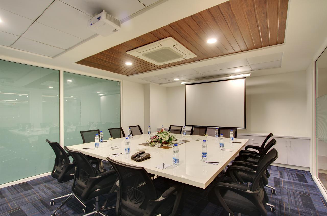 White Castle Boutique Apartment Hotel Bengaluru Zewnętrze zdjęcie